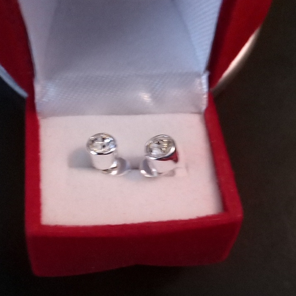 925 Silver CZ Stud Earrings in White - Great Gift For Mothers Day